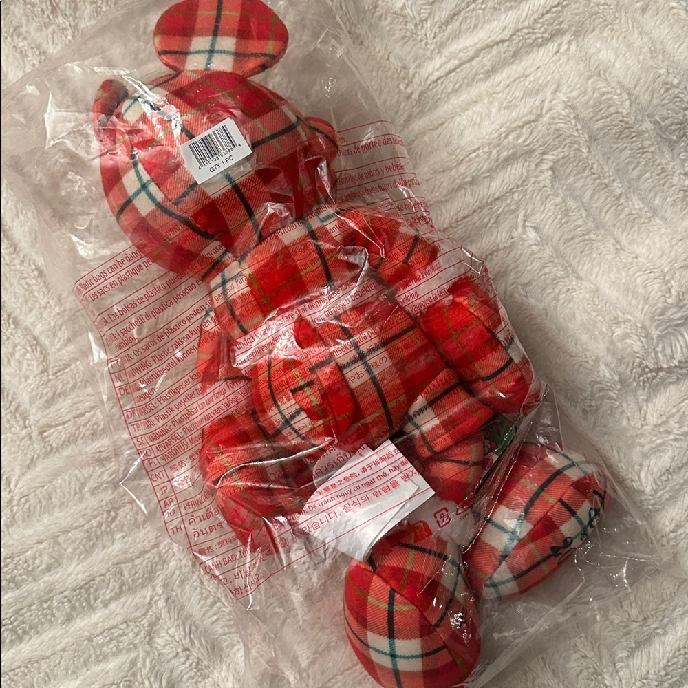 Plaid Mickey Mouse 2025 Disney Store Exclusive VISA Cardholder Holiday Plush - Picture 6 of 6